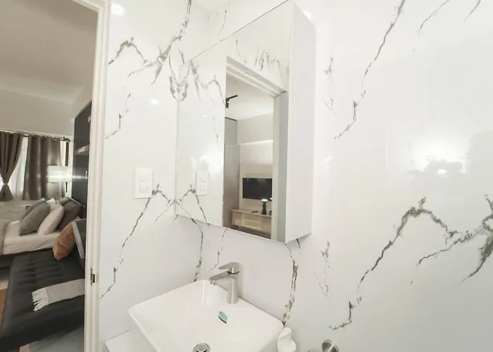 Apartamento New! Modern In Greenbelt Makati With Pool & Gym Manila