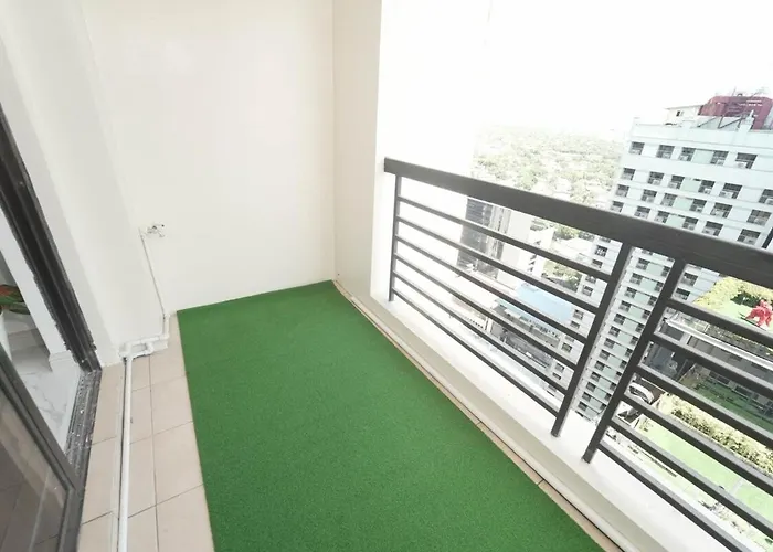 New! Modern In Greenbelt Makati With Pool & Gym *