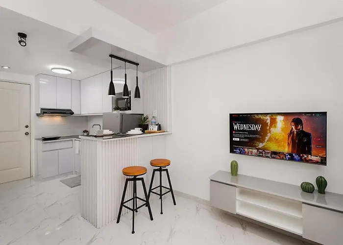 New! Modern In Greenbelt Makati With Pool & Gym Manila